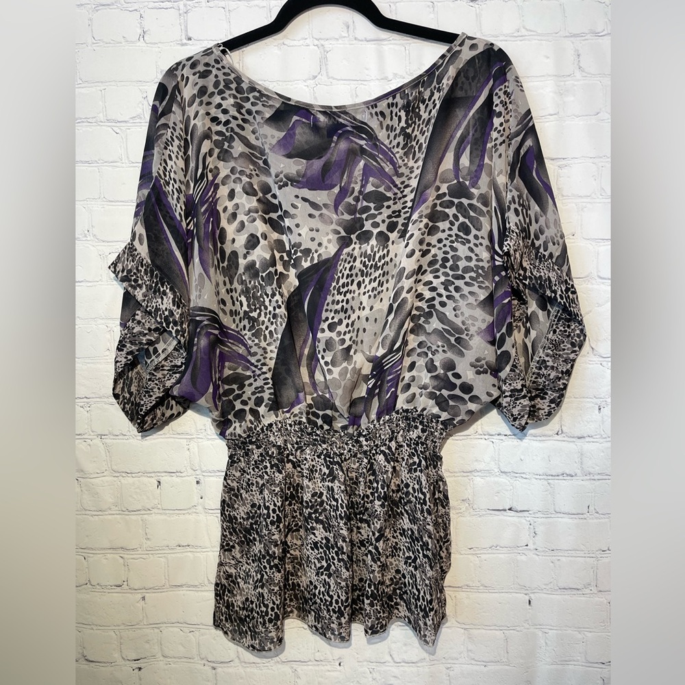 Miley Cyrus & Max Azria size XL animal print short sleeve sheer pullover